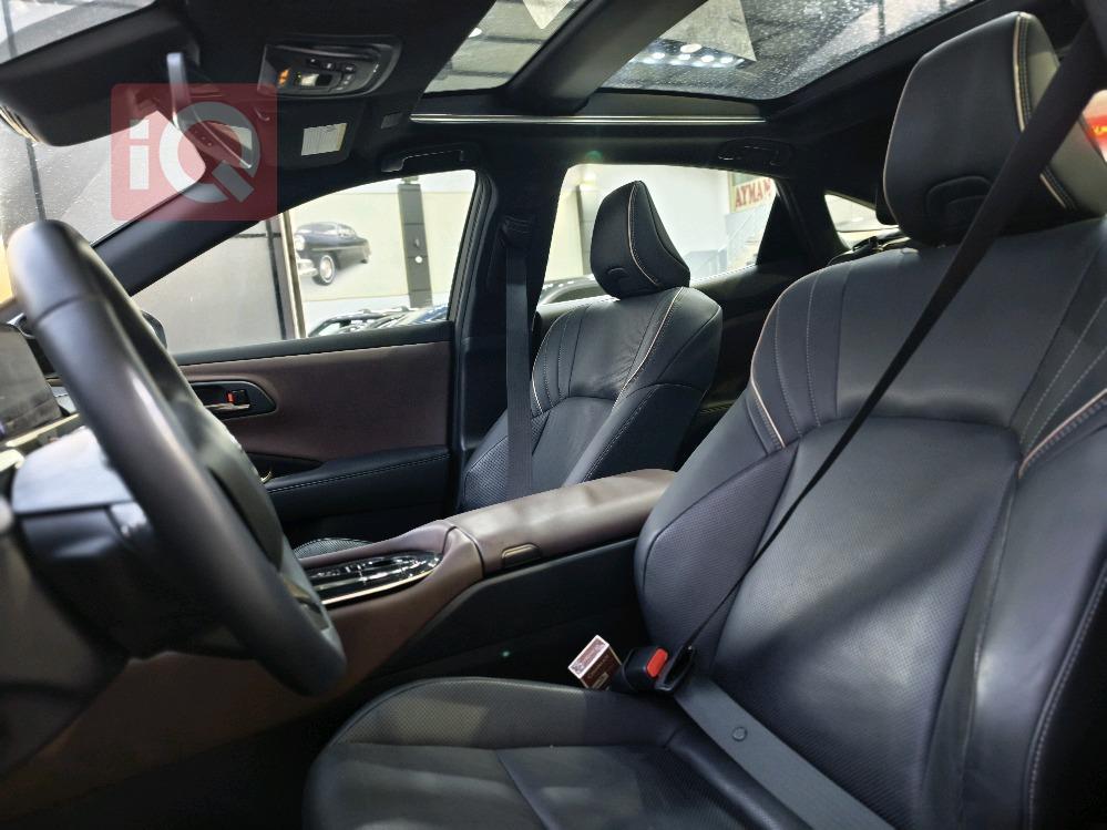 تۆیۆتا کراون